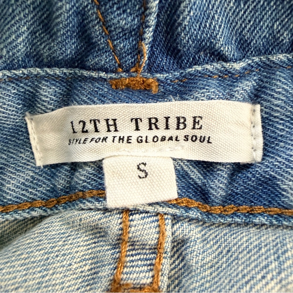 12th Tribe “Runaway Girl” Distressed Denim Overalls Light Wash Size Small - Picture 8 of 8